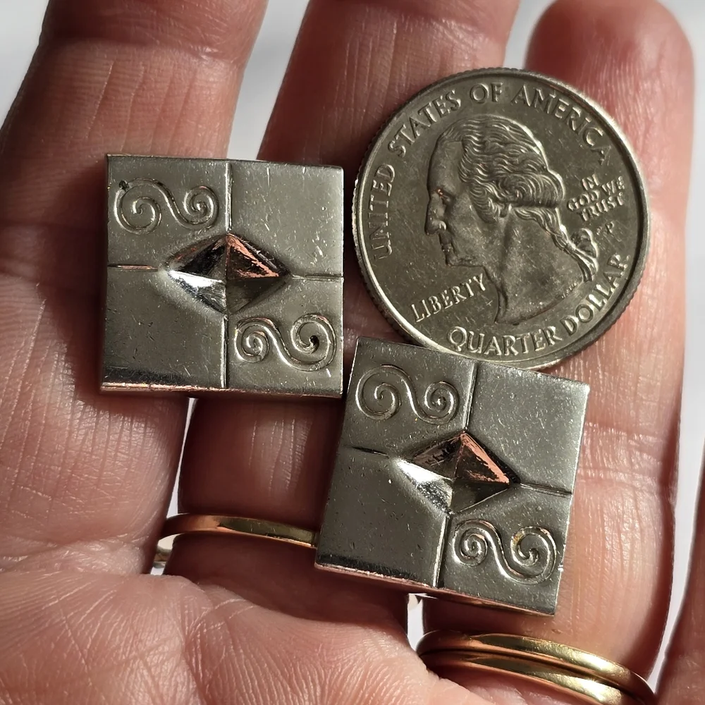 Vintage cuff links silver tone diamond shape square